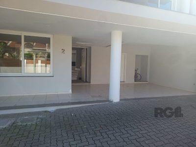 Casa Condominio à venda com 165m², 3 quartos, 1 suíte, 2 vagas no bairro Ipanema em Porto Alegre - Foto 3