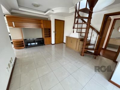 Cobertura à venda com 165m², 3 quartos, 2 suítes, 2 vagas no bairro Higienópolis em Porto Alegre - Foto 3