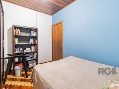 Casa à venda com 190m², 4 quartos, 3 suítes, 3 vagas no bairro Partenon em Porto Alegre - Foto 8