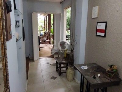 Casa à venda com 90m², 2 quartos, 5 vagas no bairro Santa Tereza em Porto Alegre - Foto 3