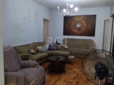 Casa à venda com 90m², 2 quartos, 5 vagas no bairro Santa Tereza em Porto Alegre - Foto 5