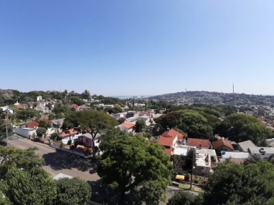 Apartamento à venda com 105m², 3 quartos, 1 suíte, 1 vaga no bairro Medianeira em Porto Alegre - Foto 4