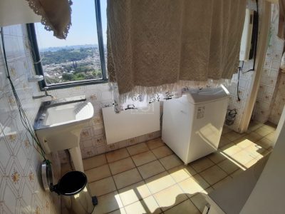 Apartamento à venda com 105m², 3 quartos, 1 suíte, 1 vaga no bairro Medianeira em Porto Alegre - Foto 23