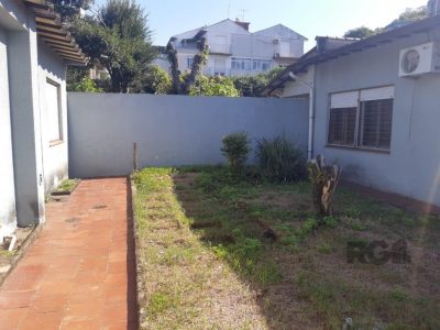 Casa à venda com 250m², 4 quartos, 2 suítes, 4 vagas no bairro Cristo Redentor em Porto Alegre - Foto 19