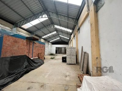 Predio à venda com 280m² no bairro São Geraldo em Porto Alegre - Foto 13