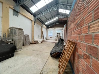 Predio à venda com 280m² no bairro São Geraldo em Porto Alegre - Foto 14