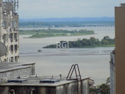 Apartamento à venda com 72m², 3 quartos no bairro Centro Histórico em Porto Alegre - Foto 13