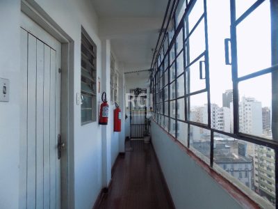 Apartamento à venda com 72m², 3 quartos no bairro Centro Histórico em Porto Alegre - Foto 24