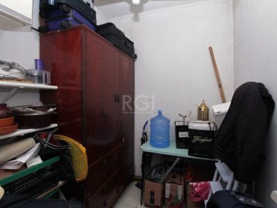 Apartamento à venda com 84m², 2 quartos, 1 suíte, 1 vaga no bairro Moinhos de Vento em Porto Alegre - Foto 9