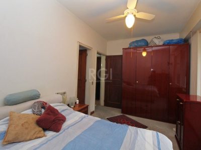 Apartamento à venda com 84m², 2 quartos, 1 suíte, 1 vaga no bairro Moinhos de Vento em Porto Alegre - Foto 15