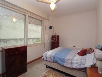 Apartamento à venda com 84m², 2 quartos, 1 suíte, 1 vaga no bairro Moinhos de Vento em Porto Alegre - Foto 16