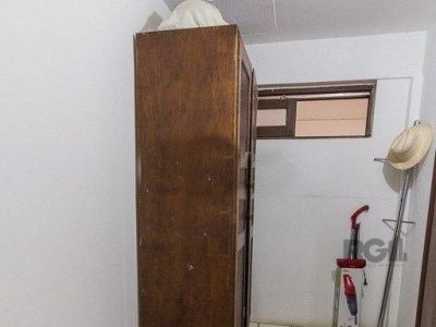 Casa à venda com 540m², 5 quartos, 4 suítes, 4 vagas no bairro Três Figueiras em Porto Alegre - Foto 26