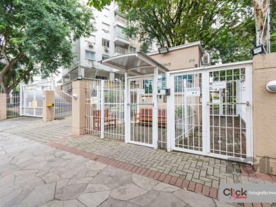 Apartamento à venda com 84m², 3 quartos, 1 suíte, 2 vagas no bairro Passo d'Areia em Porto Alegre - Foto 2