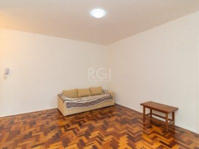 Apartamento à venda com 76m², 2 quartos no bairro Petrópolis em Porto Alegre - Foto 3