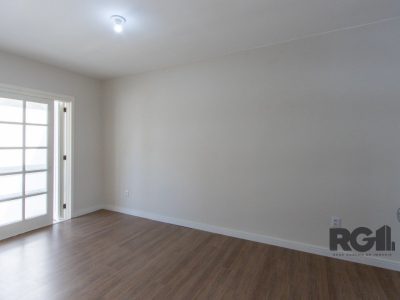 Casa Condominio à venda com 221m², 4 quartos, 1 suíte, 3 vagas no bairro Ipanema em Porto Alegre - Foto 36