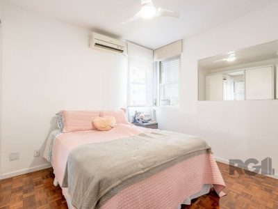 Apartamento à venda com 134m², 3 quartos, 1 suíte, 1 vaga no bairro Rio Branco em Porto Alegre - Foto 8