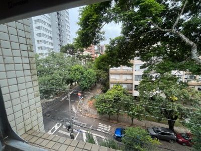 Apartamento à venda com 117m², 3 quartos, 1 suíte, 2 vagas no bairro Auxiliadora em Porto Alegre - Foto 11