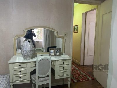 Apartamento à venda com 117m², 3 quartos, 1 suíte, 2 vagas no bairro Auxiliadora em Porto Alegre - Foto 15