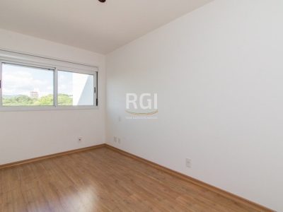 Apartamento à venda com 65m², 2 quartos, 1 suíte, 1 vaga no bairro Tristeza em Porto Alegre - Foto 6