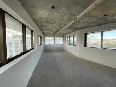 Conjunto/Sala à venda com 41m² no bairro Santana em Porto Alegre - Foto 8