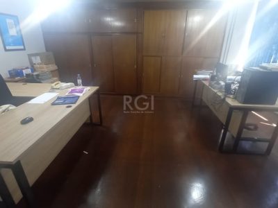 Conjunto/Sala à venda com 144m² no bairro Centro Histórico em Porto Alegre - Foto 15