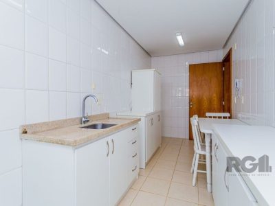 Apartamento à venda com 102m², 3 quartos, 1 suíte, 2 vagas no bairro Auxiliadora em Porto Alegre - Foto 15