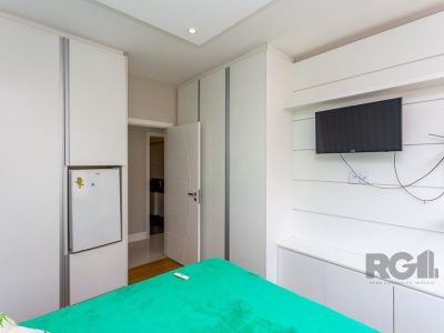 Apartamento à venda com 107m², 3 quartos, 1 suíte no bairro Rio Branco em Porto Alegre - Foto 12