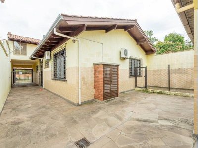 Casa à venda com 195m², 3 quartos, 1 suíte, 3 vagas no bairro Ipanema em Porto Alegre - Foto 20