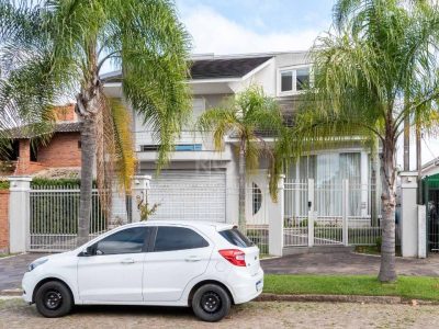 Casa à venda com 463m², 4 quartos, 4 suítes, 4 vagas no bairro Ipanema em Porto Alegre - Foto 60