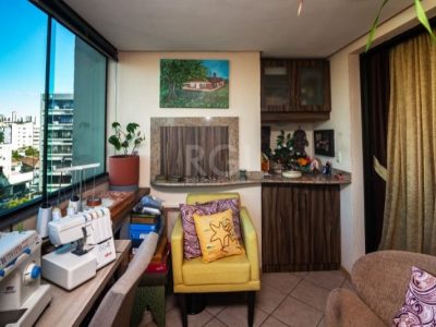 Apartamento à venda com 85m², 2 quartos, 1 suíte, 2 vagas no bairro São Geraldo em Porto Alegre - Foto 19