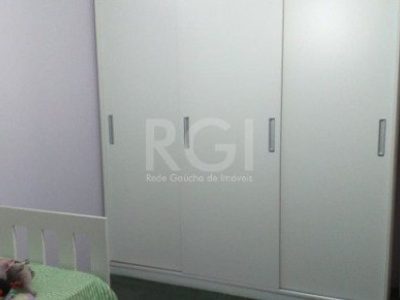 Casa à venda com 220m², 4 quartos, 1 suíte, 2 vagas no bairro Tristeza em Porto Alegre - Foto 12