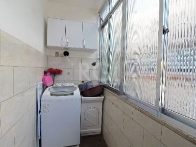 Apartamento à venda com 84m², 2 quartos no bairro Medianeira em Porto Alegre - Foto 10