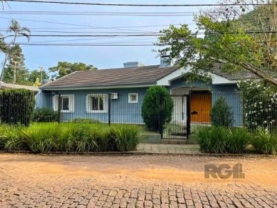 Casa à venda com 350m², 3 suítes, 4 vagas no bairro Ipanema em Porto Alegre - Foto 56