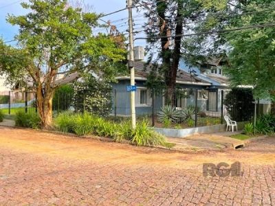 Casa à venda com 350m², 3 suítes, 4 vagas no bairro Ipanema em Porto Alegre - Foto 57