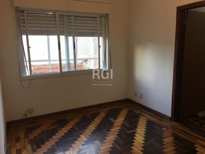 Apartamento à venda com 79m², 3 quartos no bairro Azenha em Porto Alegre - Foto 4