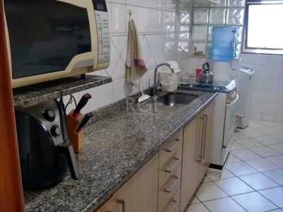 Apartamento à venda com 100m², 3 quartos, 1 suíte, 2 vagas no bairro Tristeza em Porto Alegre - Foto 8