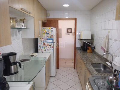 Apartamento à venda com 100m², 3 quartos, 1 suíte, 2 vagas no bairro Tristeza em Porto Alegre - Foto 10