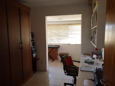 Apartamento à venda com 100m², 3 quartos, 1 suíte, 2 vagas no bairro Tristeza em Porto Alegre - Foto 16