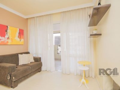 Apartamento à venda com 110m², 3 quartos, 1 suíte, 2 vagas no bairro Auxiliadora em Porto Alegre - Foto 4