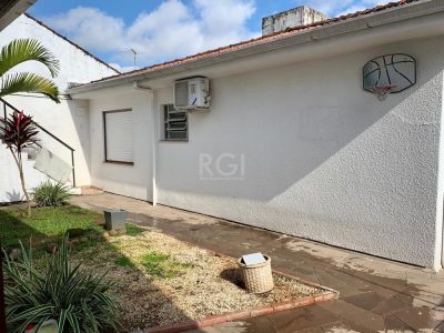 Casa à venda com 323m², 4 quartos, 2 suítes, 3 vagas no bairro Jardim Itu em Porto Alegre - Foto 27