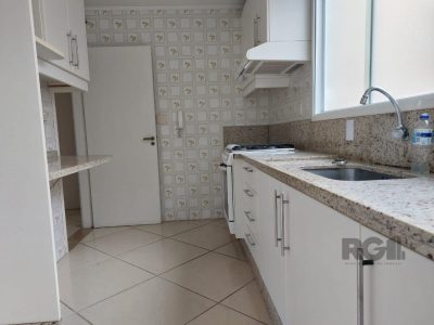 Apartamento à venda com 69m², 2 quartos, 1 vaga no bairro Jardim do Salso em Porto Alegre - Foto 4