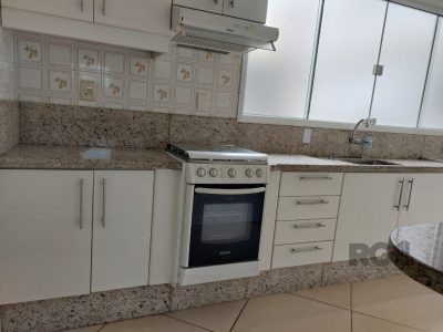 Apartamento à venda com 69m², 2 quartos, 1 vaga no bairro Jardim do Salso em Porto Alegre - Foto 2