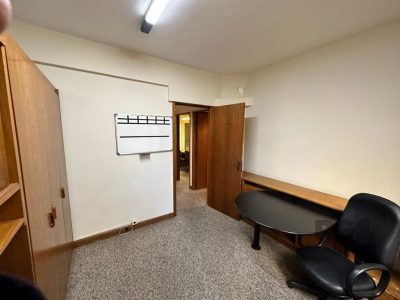 Conjunto/Sala à venda com 67m², 1 vaga no bairro Petrópolis em Porto Alegre - Foto 10