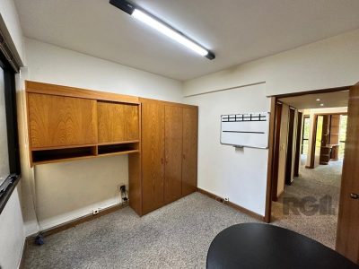 Conjunto/Sala à venda com 67m², 1 vaga no bairro Petrópolis em Porto Alegre - Foto 11