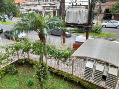 Apartamento à venda com 96m², 3 quartos, 1 vaga no bairro Menino Deus em Porto Alegre - Foto 2