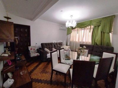 Apartamento à venda com 86m², 3 quartos, 1 suíte no bairro Centro Histórico em Porto Alegre - Foto 2