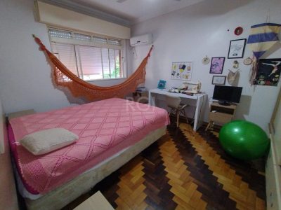 Apartamento à venda com 86m², 3 quartos, 1 suíte no bairro Centro Histórico em Porto Alegre - Foto 6