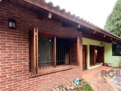 Casa à venda com 280m², 3 quartos, 2 suítes, 8 vagas no bairro Partenon em Porto Alegre - Foto 31