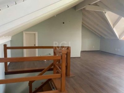 Casa Condominio à venda com 195m², 3 quartos, 1 suíte, 2 vagas no bairro Menino Deus em Porto Alegre - Foto 14