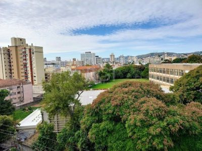 Apartamento à venda com 57m², 2 quartos, 1 suíte, 1 vaga no bairro Santana em Porto Alegre - Foto 12